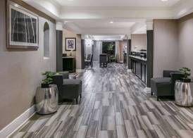 La Quinta Inn by Wyndham Dallas Uptown 3