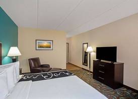 Comfort Inn & Suites Sarasota I75 5