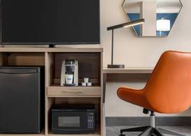 Holiday Inn Express & Suites EVANSVILLE DOWNTOWN by IHG 5