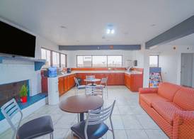 OYO Hotel Kingsville - Hwy 77 3