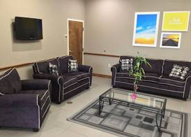 Days Inn by Wyndham Baytown East 5