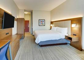 Holiday Inn Express & Suites WEATHERFORD by IHG 3
