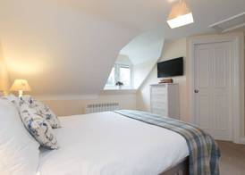 Whitethorn Bed and Breakfast 3