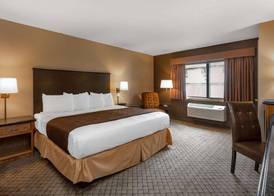 AmericInn by Wyndham Hartford WI 4