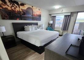 Days Inn by Wyndham Charleston WV 2