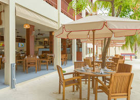 Araamu Holidays & Spa 3