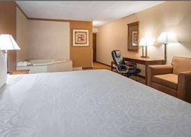 Days Inn by Wyndham St. Charles IL 5
