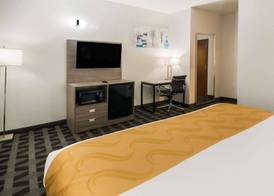Quality Inn & Suites Waco North 4