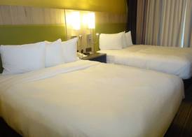 Country Inn & Suites by Radisson, Burlington Elon , NC 5