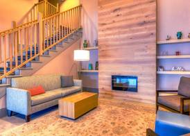 Country Inn & Suites by Radisson, Crystal Lake, IL 3