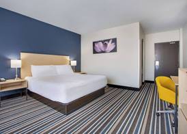 Days Inn & Conference Centre by Wyndham Montreal Airport 5
