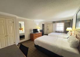 Rodeway Inn 5