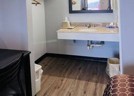 Coachway Inn 3