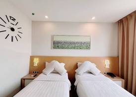 Verse Luxe Hotel Wahid Hasyim 5