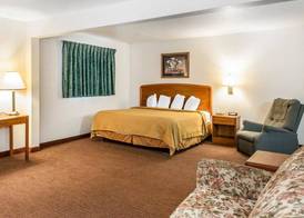 Quality Inn South 3