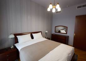 Latar Hotel Yerevan 4