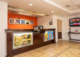 Motel 6 Kingsport, TN 3