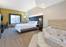 Holiday Inn Express & Suites CLEVELAND-RICHFIELD by IHG 4