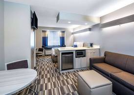Microtel Inn & Suites by Wyndham Atlanta Buckhead Area 5