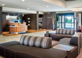 Courtyard by Marriott Dallas Arlington Entertainment District 2