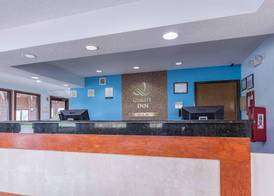 Quality Inn Sycamore - DeKalb 4