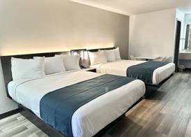 Studio 6 Suites Louisville KY Airport/Expo Center 2