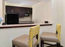 Holiday Inn Express & Suites INDIANAPOLIS W - AIRPORT AREA by IHG 2