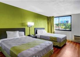 Travelodge by Wyndham Vernon CT 4