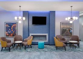 La Quinta Inn & Suites by Wyndham Galveston North at I-45 4
