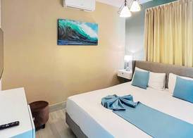 Beach Front Apartments by Playa Palmera 3