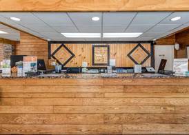Quality Inn Creekside - Downtown Gatlinburg 4