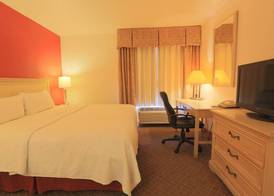 Days Inn by Wyndham Calumet Park 2