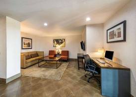 Quality Inn & Suites Garland - East Dallas 3