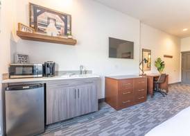 The Lodge Lake Chelan 3