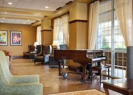 Chateau on the Lake Resort Spa and Convention Center 4