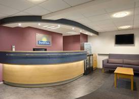 Days Inn by Wyndham Sheffield M1 2