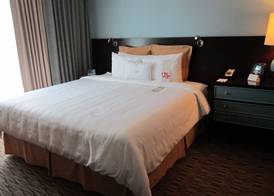 Crowne Plaza LOMBARD DOWNERS GROVE by IHG 3