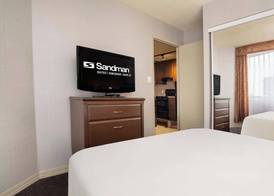Sandman Suites Vancouver on Davie 5