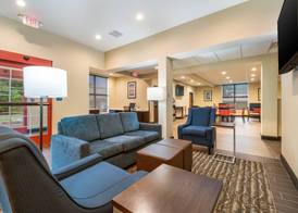 Comfort Inn & Suites Harrisburg - Hershey West 4