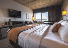 Pier B Resort 5