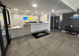 Days Inn by Wyndham Atlanta Stone Mountain 3