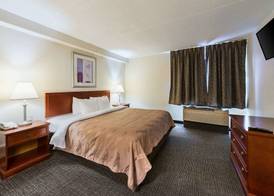 Quality Inn Bradley- Bourbonnais 5
