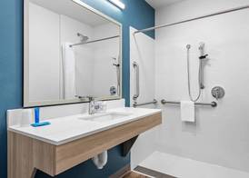 WoodSpring Suites Lancaster North 5