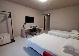 Jinjiang Inn (Shanghai People's Square East Huaihai Road) 5