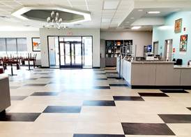 Howard Johnson by Wyndham Florence 3