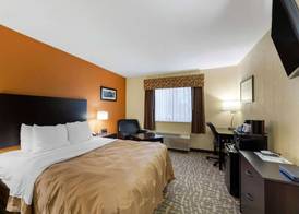 Quality Inn Wooster 4