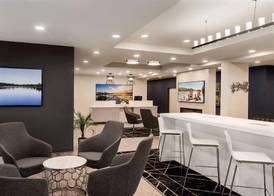 Microtel Inn & Suites by Wyndham Aurora 2
