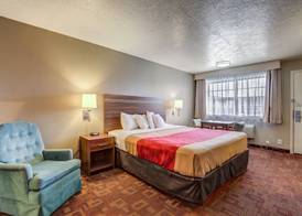 Econo Lodge St George North - Near Pioneer Park 5
