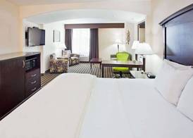 La Quinta by Wyndham Fowler 3