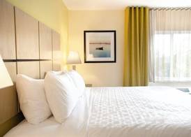 Candlewood Suites LANCASTER WEST by IHG 3